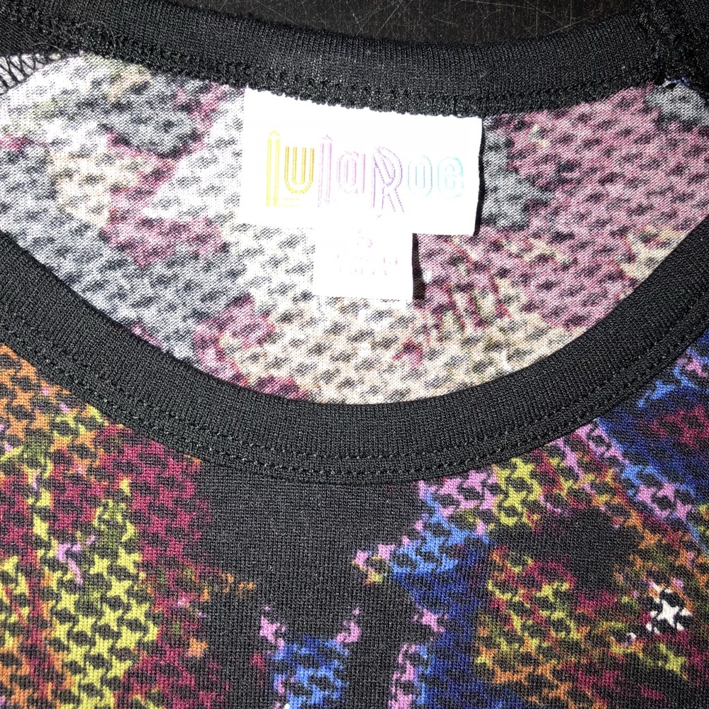 Unique Randy Tee - Picture 3 of 3